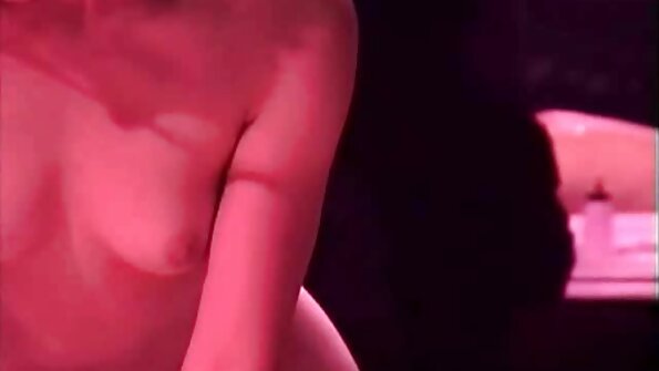 18 Virgin Sex - Sexig 18 -åring blir knullad
